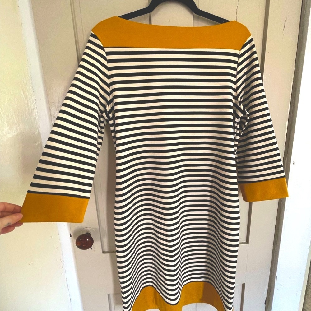 Isaac Mizrahi Black, Yellow and White Sheath Dress with Cropped Sleeve Office